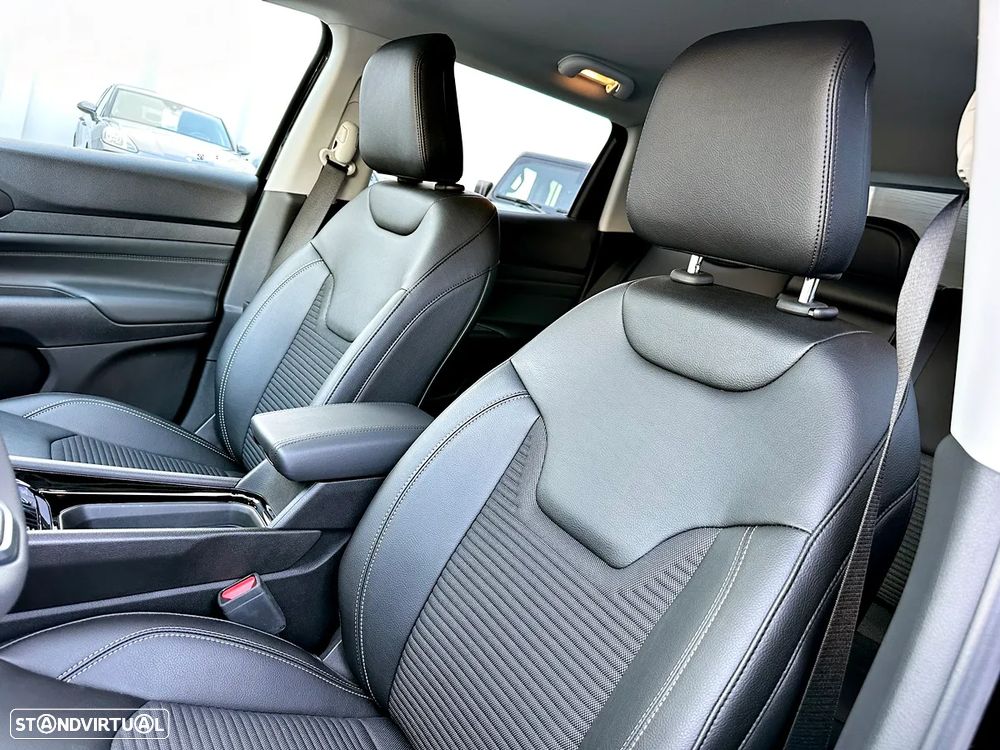 Jeep Compass 1.3 TG Limited S - 27