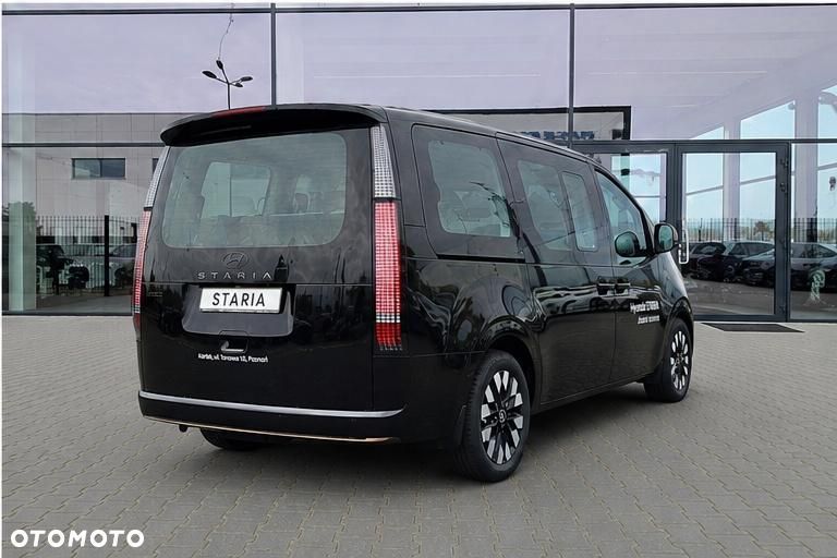 Hyundai Staria - 3