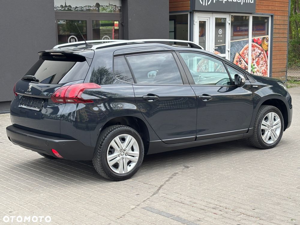Peugeot 2008 PureTech 82 Signature - 17