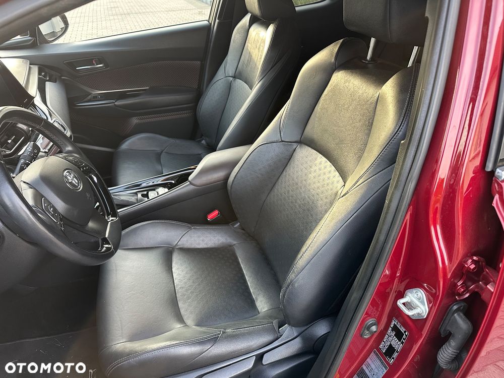 Toyota C-HR 1.8 Hybrid Neon Lime powered by JBL - 10