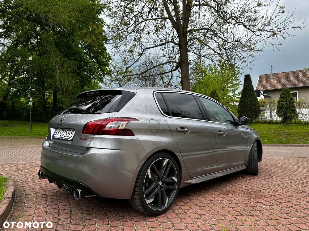 Peugeot 308 1.6 e-THP GTi by Sport S&S - 6