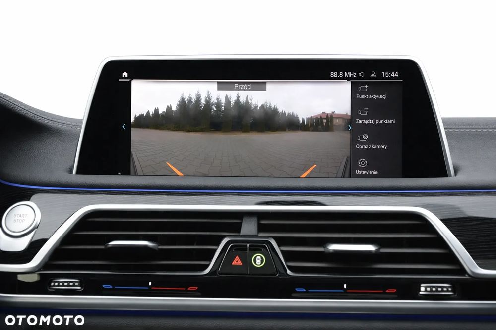 BMW Seria 7 - 32
