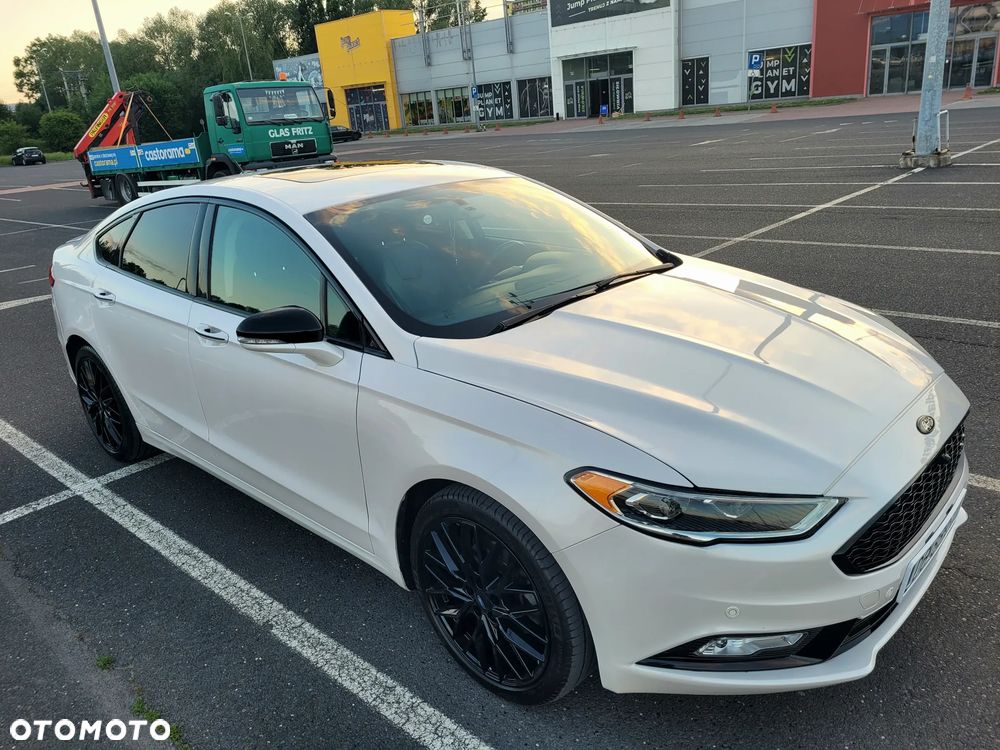 Ford Fusion - 2