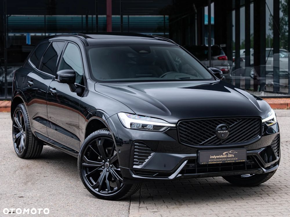 Volvo XC 60 B5 B AWD Plus Dark - 4
