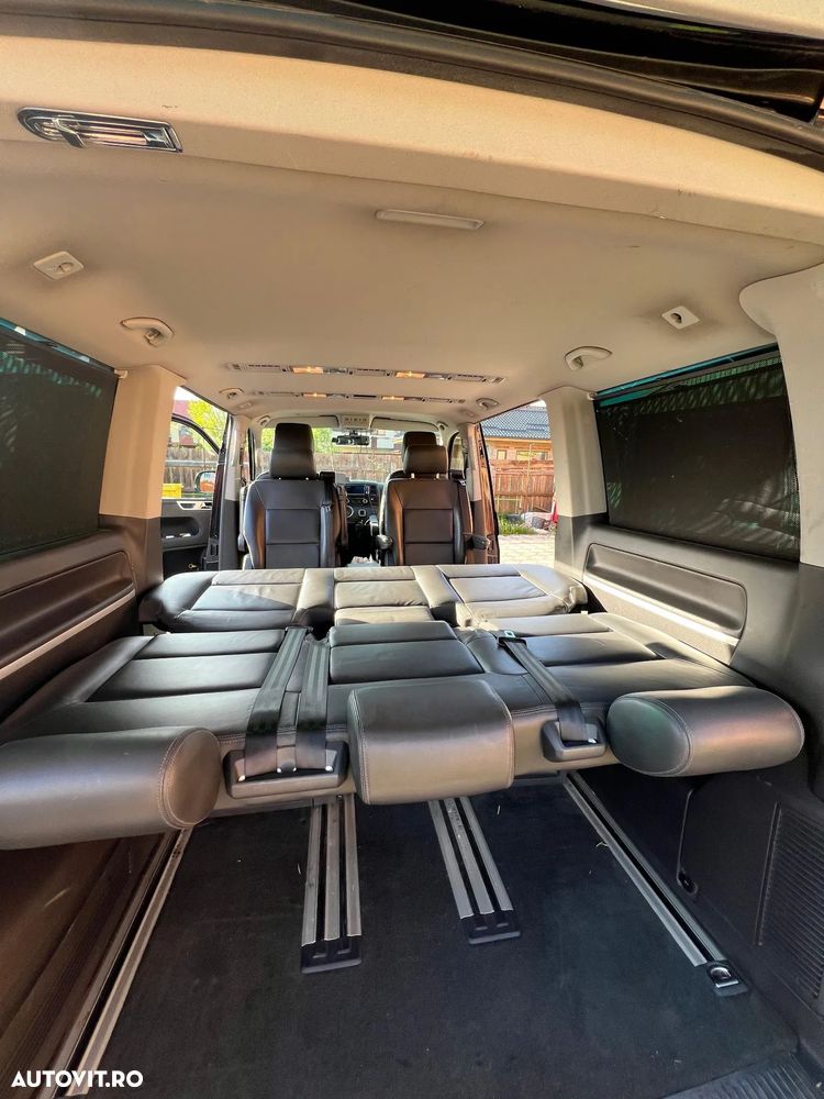 Volkswagen Multivan - 24