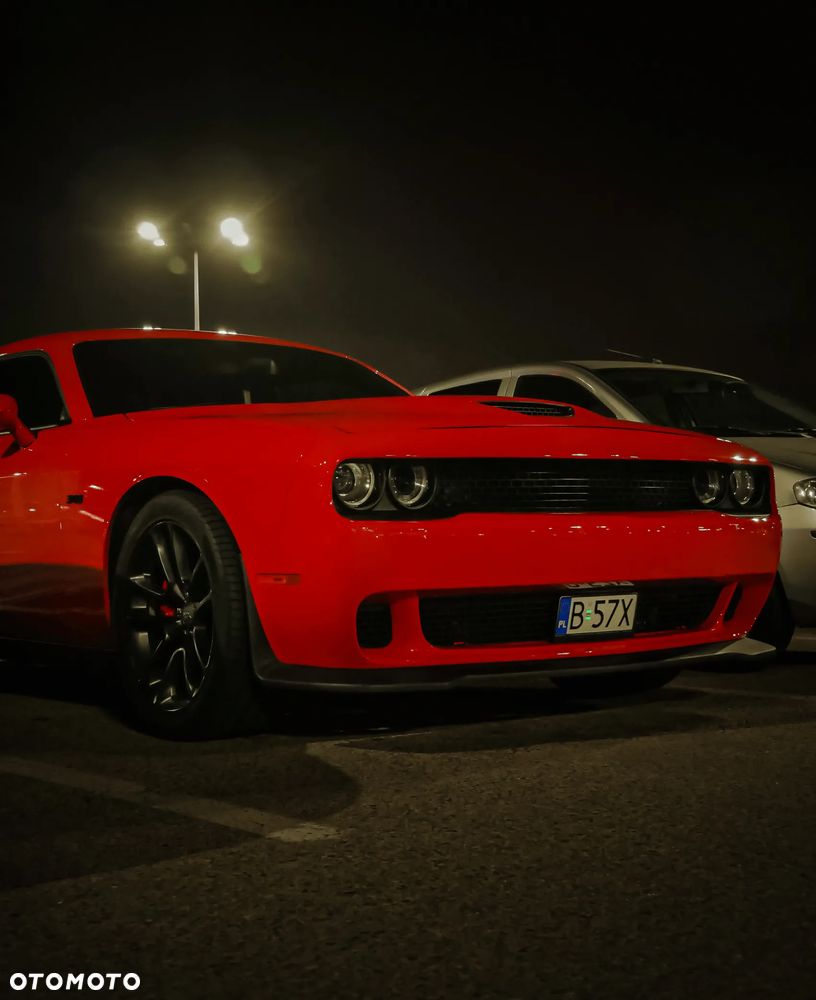 Dodge Challenger 5.7 R/T - 10