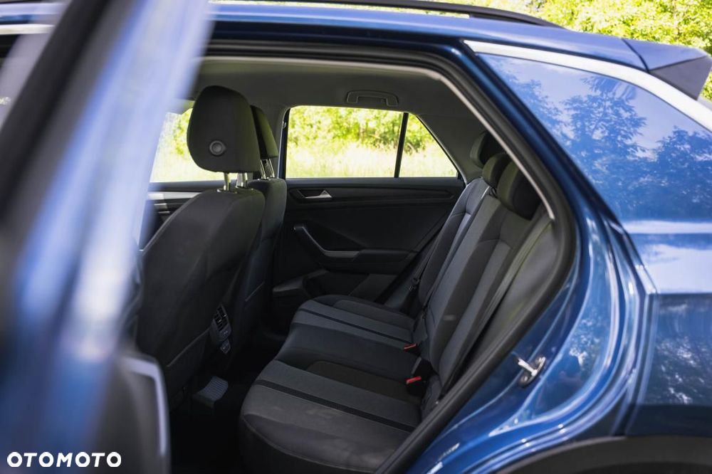 Volkswagen T-Roc - 22