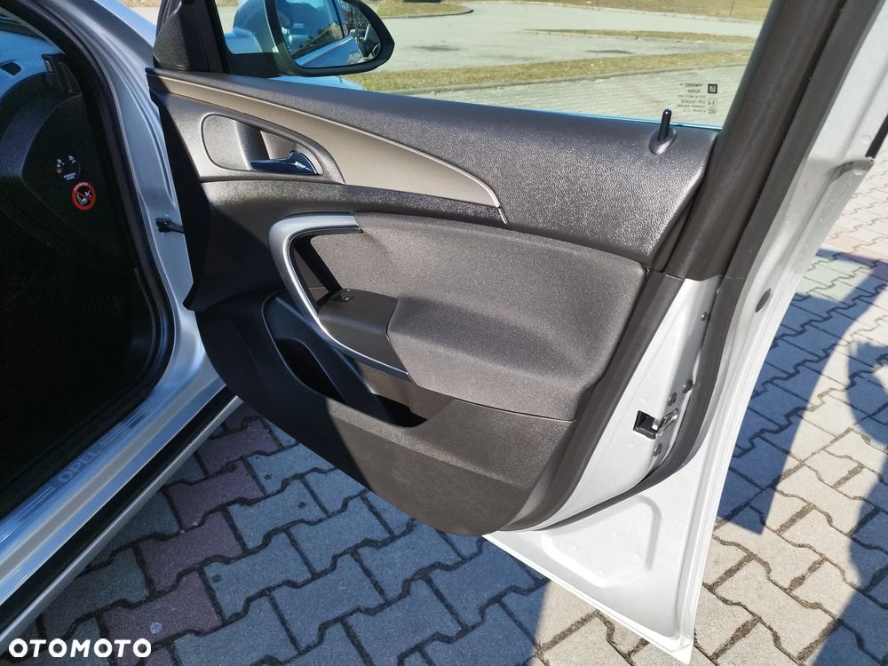 Opel Insignia 1.4 T Active S&S - 27
