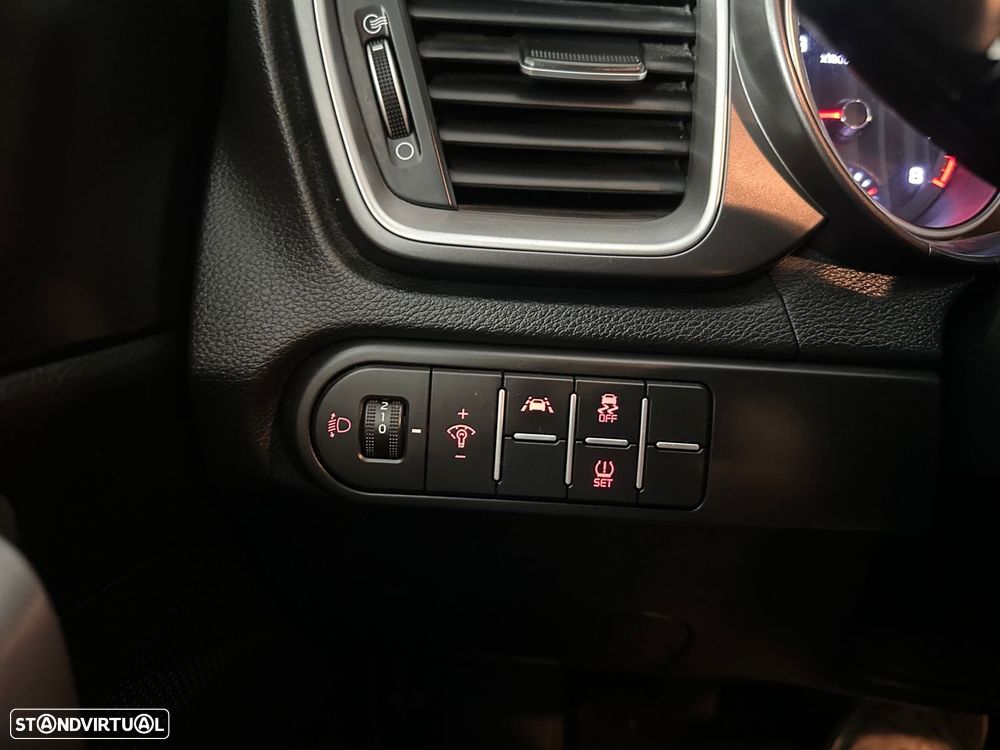 Kia Ceed 1.0 T-GDI TX - 17