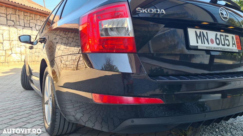 Skoda Octavia 2.0 TDI ELEGANCE - 14
