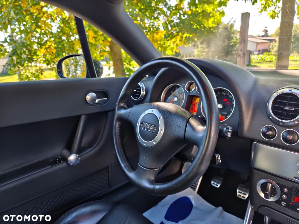 Audi TT Coupé - 36
