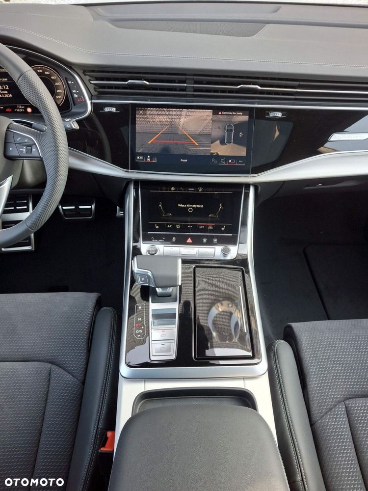 Audi Q8 - 27