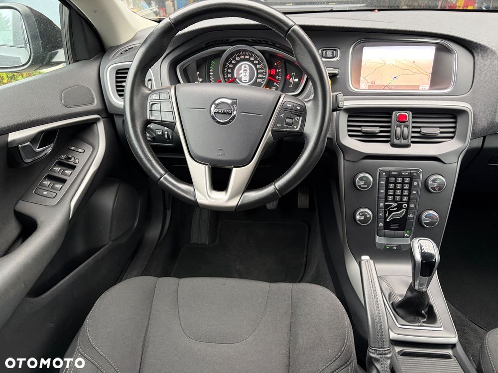 Volvo V40 - 6