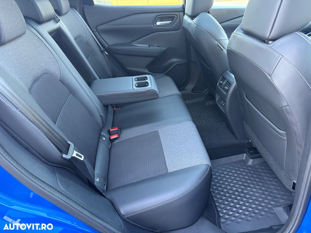 Nissan Qashqai 1.3 l 156CP X-Tronic 4WD MHEV N-Connecta - 18