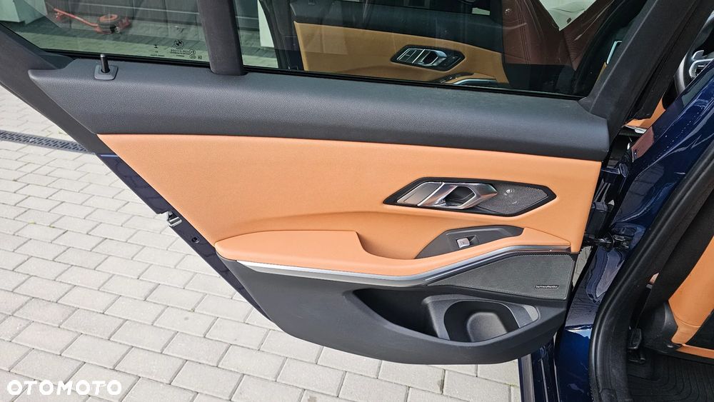 BMW Seria 3 330i GPF xDrive M Sport - 19
