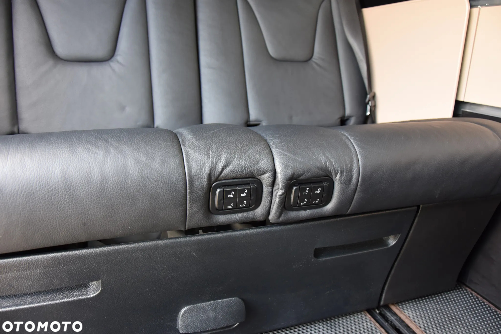 Mercedes-Benz Klasa V 300 d 4-Matic Avantgarde 9G-Tronic (d³ugi) - 30