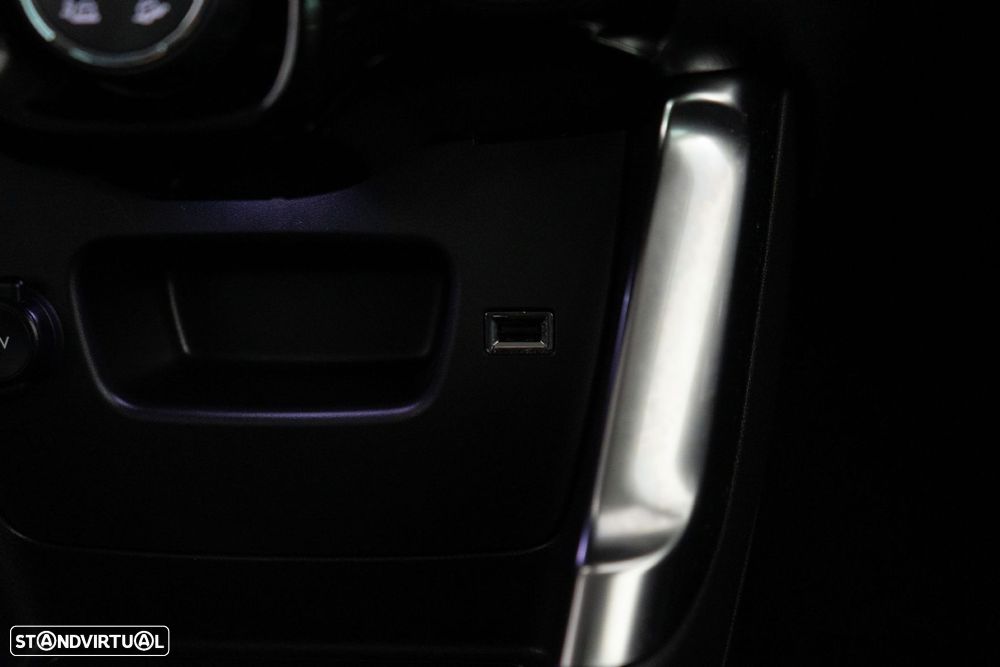 Citroën C3 Aircross 1.2 PureTech Shine Pack - 26