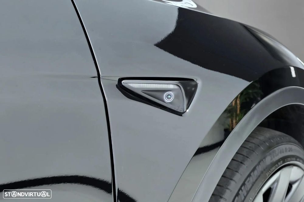 Tesla Model Y RWD - 35