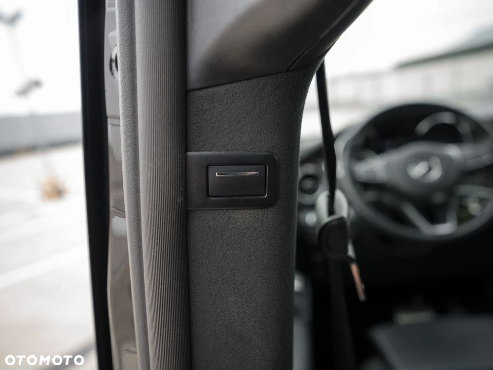 Mercedes-Benz Klasa V 300 d 4-Matic Exclusive 9G-Tronic (d³ugi) - 27