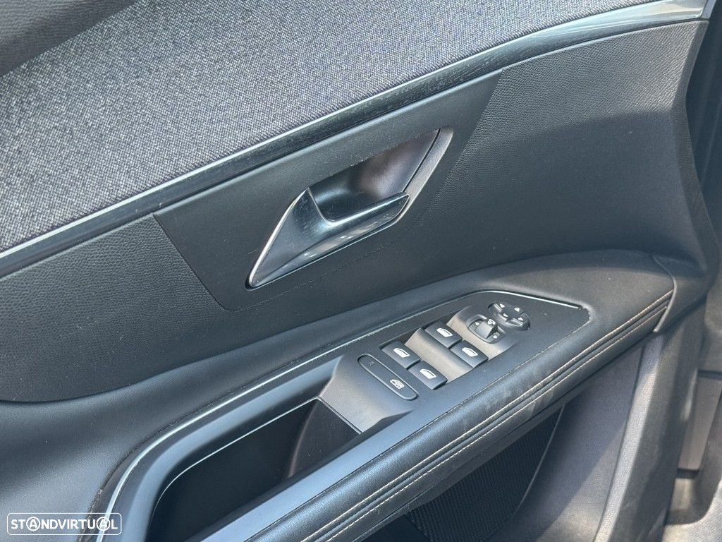 Peugeot 5008 1.5 BlueHDi GT Line - 4