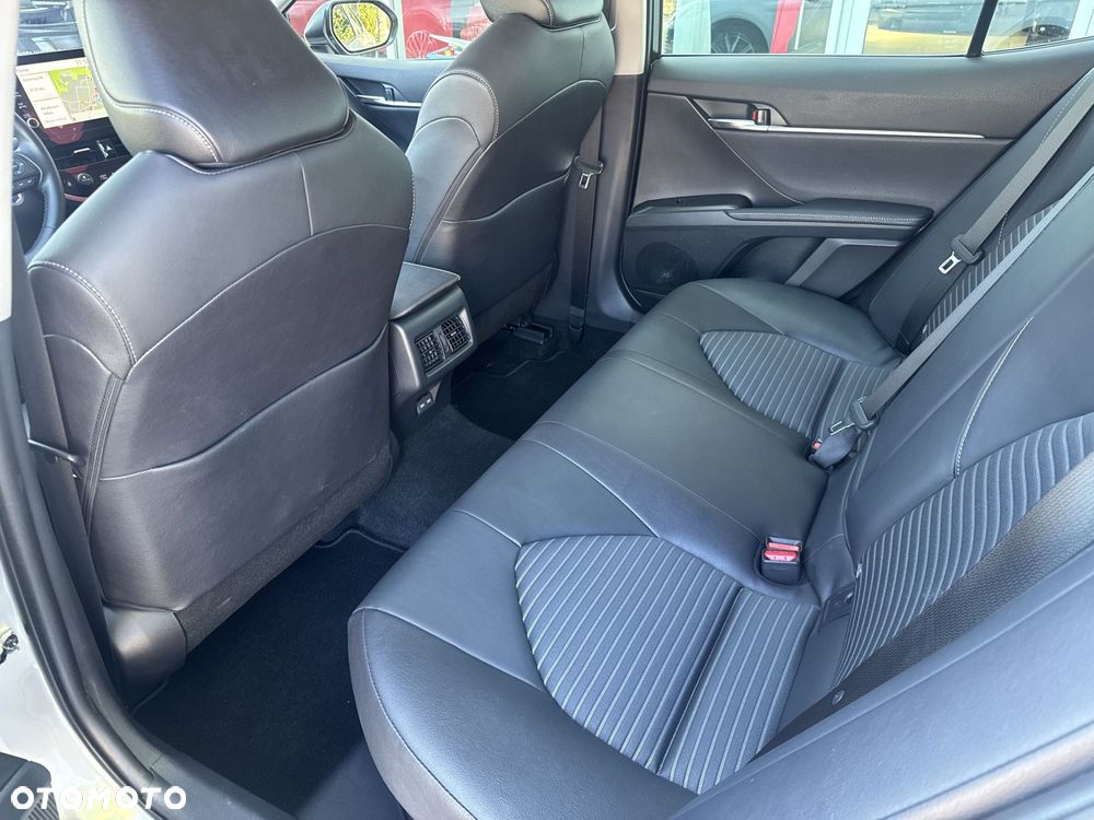 Toyota Camry 2.5 Hybrid Prestige CVT - 16