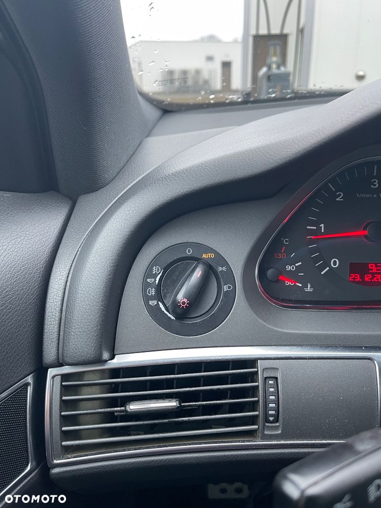 Audi A6 Avant 3.0 TDI DPF quattro tiptronic - 31