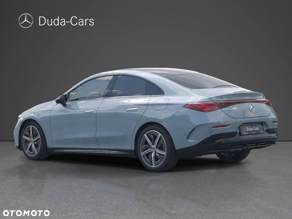 Mercedes-Benz CLA - 4