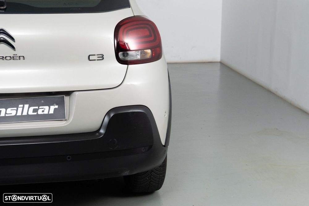 Citroën C3 1.2 PureTech Shine - 15