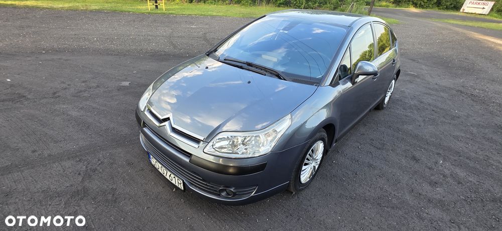 Citroën C4 1.4 16V Magic - 27