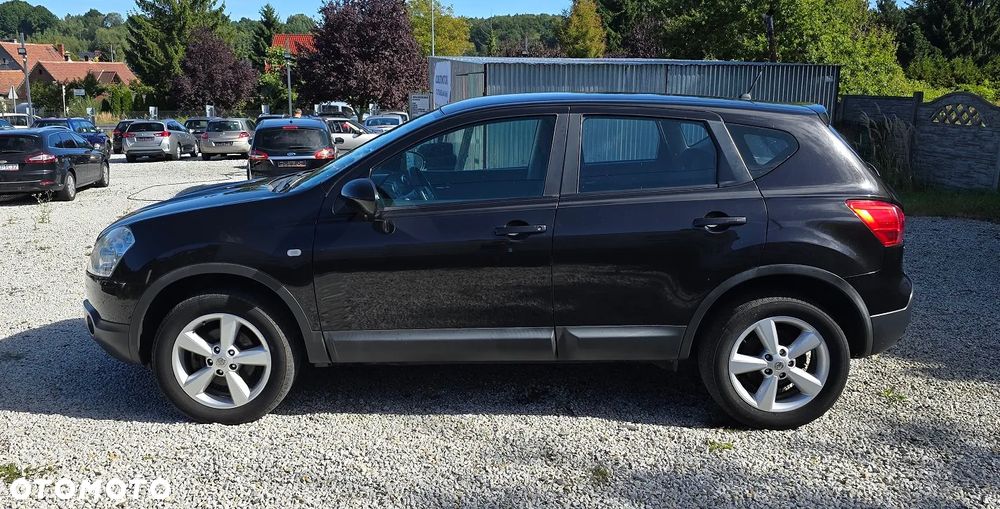Nissan Qashqai 2.0 4x4 Tekna Premium - 4
