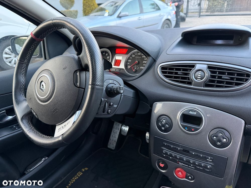 Renault Clio 2.0 16V Sport - 16