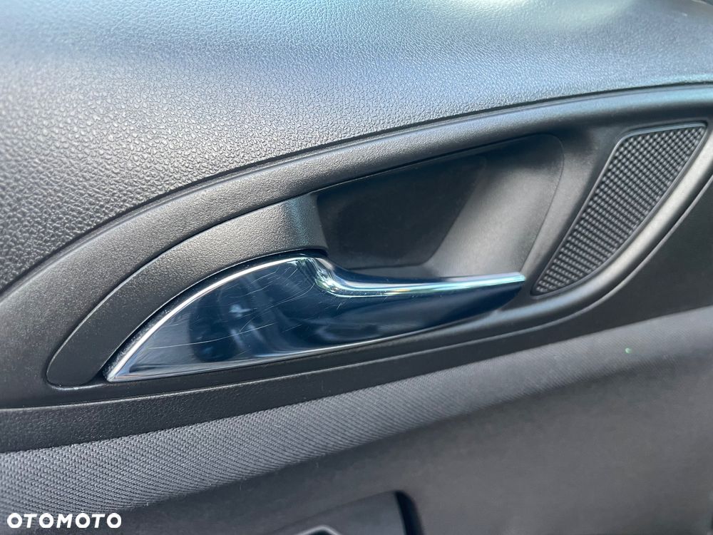 Opel Corsa 1.4 Cosmo - 8