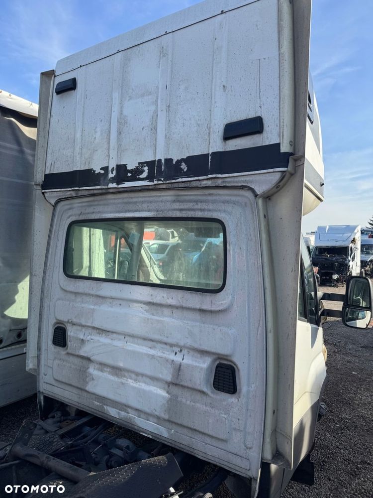 Iveco 35s18 3,0HPI 14-21r kabina z kurnikiem - 5