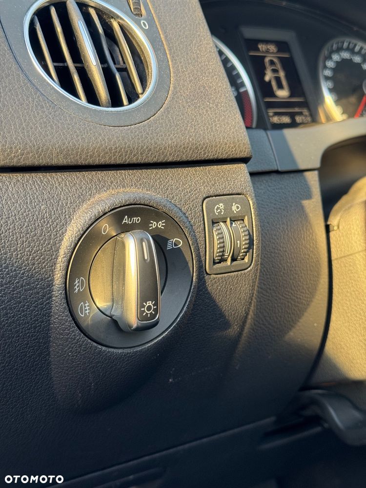Volkswagen Golf Plus - 17
