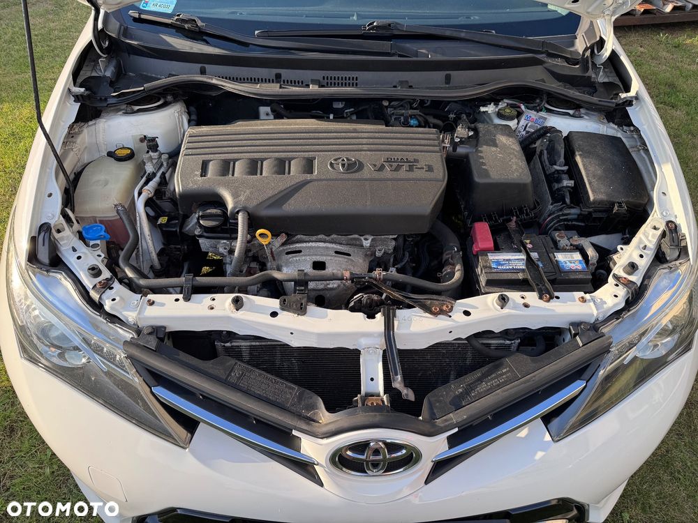 Toyota Auris 1.33 VVT-i Life - 11