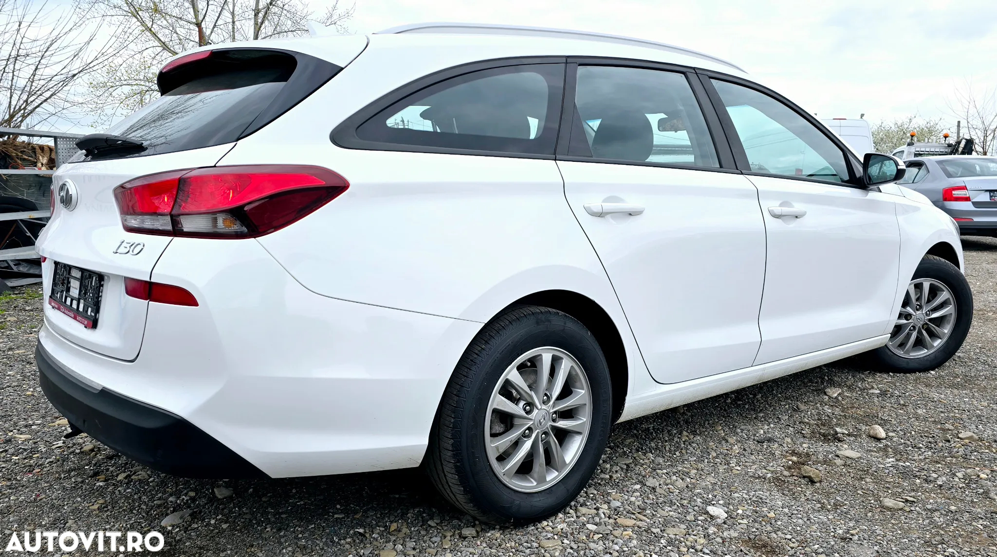 Hyundai i30 blue Kombi 1.6 CRDi Style - 4