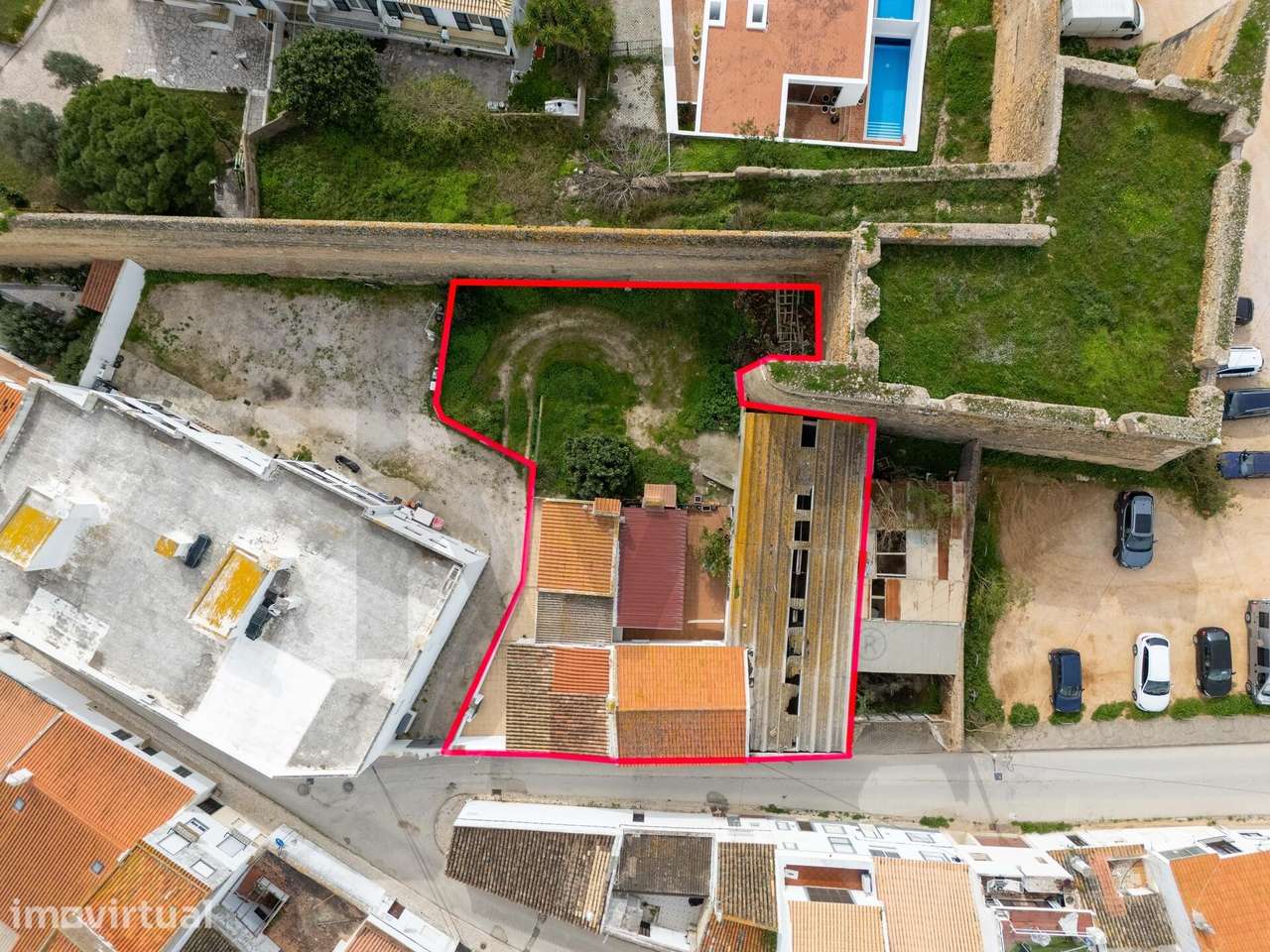 Investimento T4 C/ Armazém – Coração de Lagos junto à Muralha - Terren - Grande imagem: 4/42