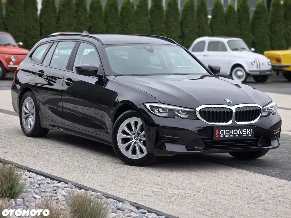 BMW Seria 3 - 32