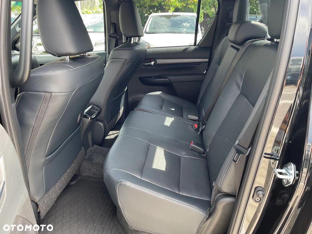Toyota Hilux 2.8 D-4D Double Cab Invincible 4x4 - 16