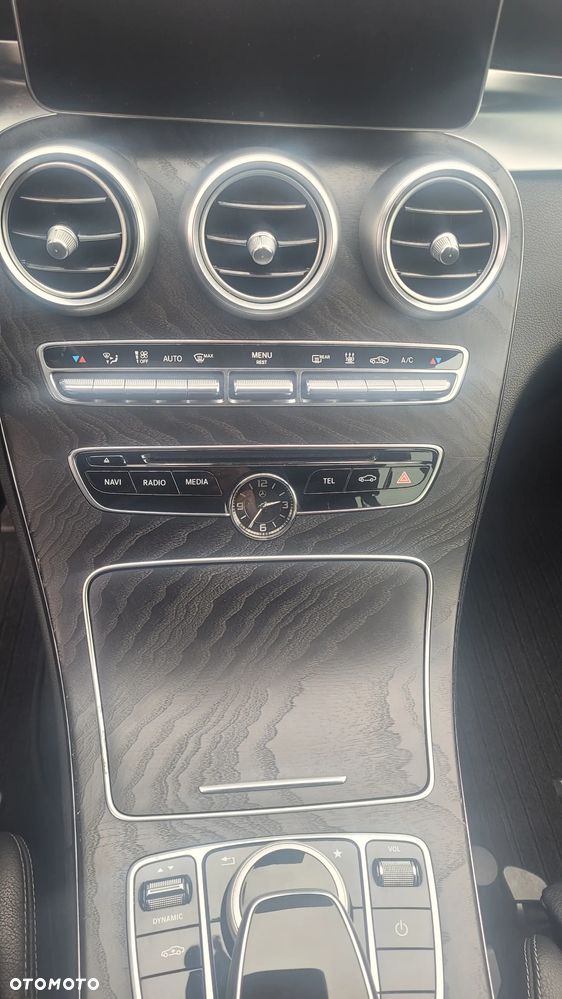 Mercedes-Benz Klasa C 250 7G-TRONIC Avantgarde - 19