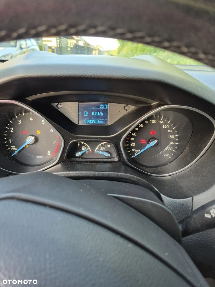 Ford Focus 1.6 Trend - 21