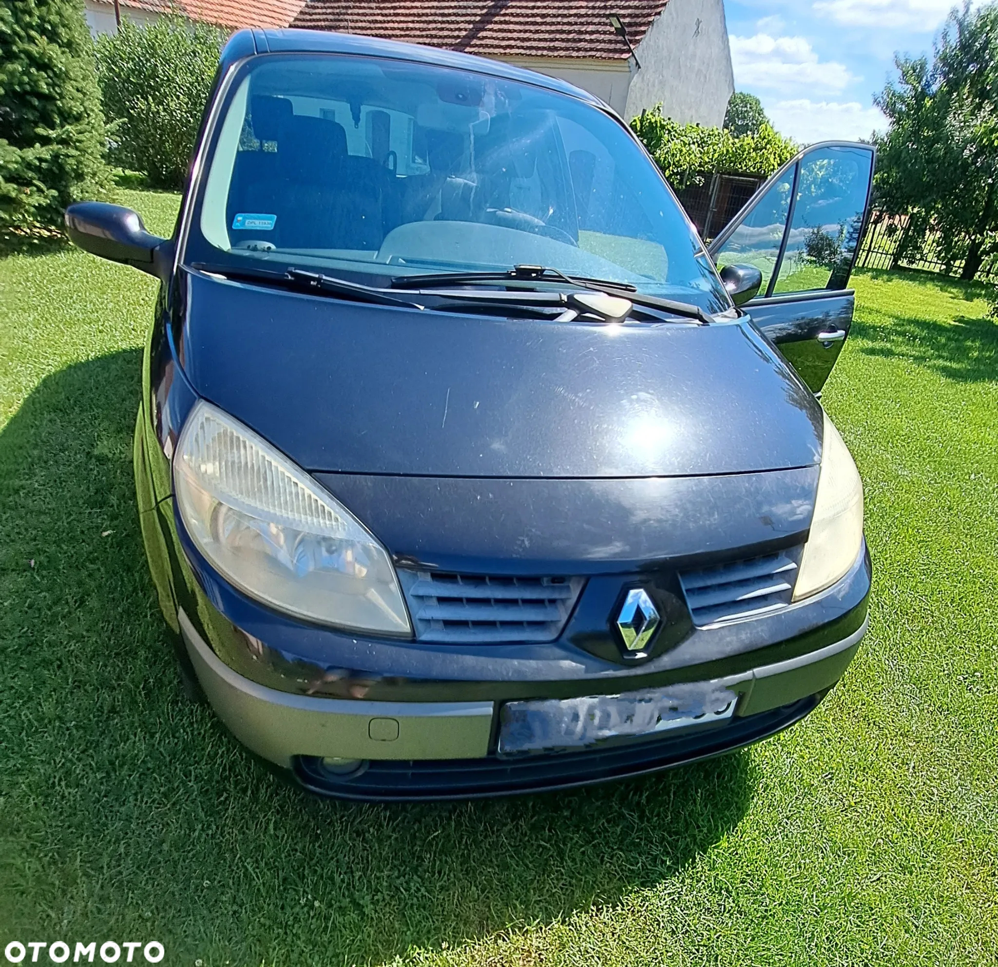 Renault Grand Scenic - 12
