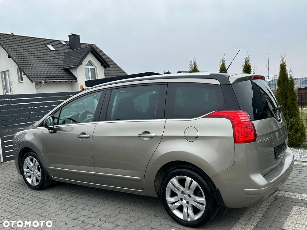 Peugeot 5008 155 THP Automatik Allure - 15
