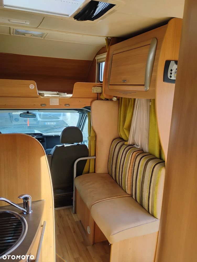 Ford Transit - 24