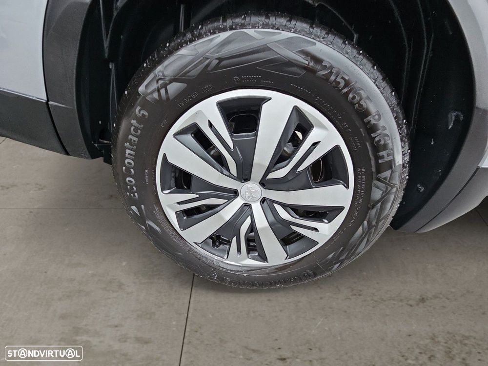 Peugeot 2008 1.2 PureTech Active Pack - 16