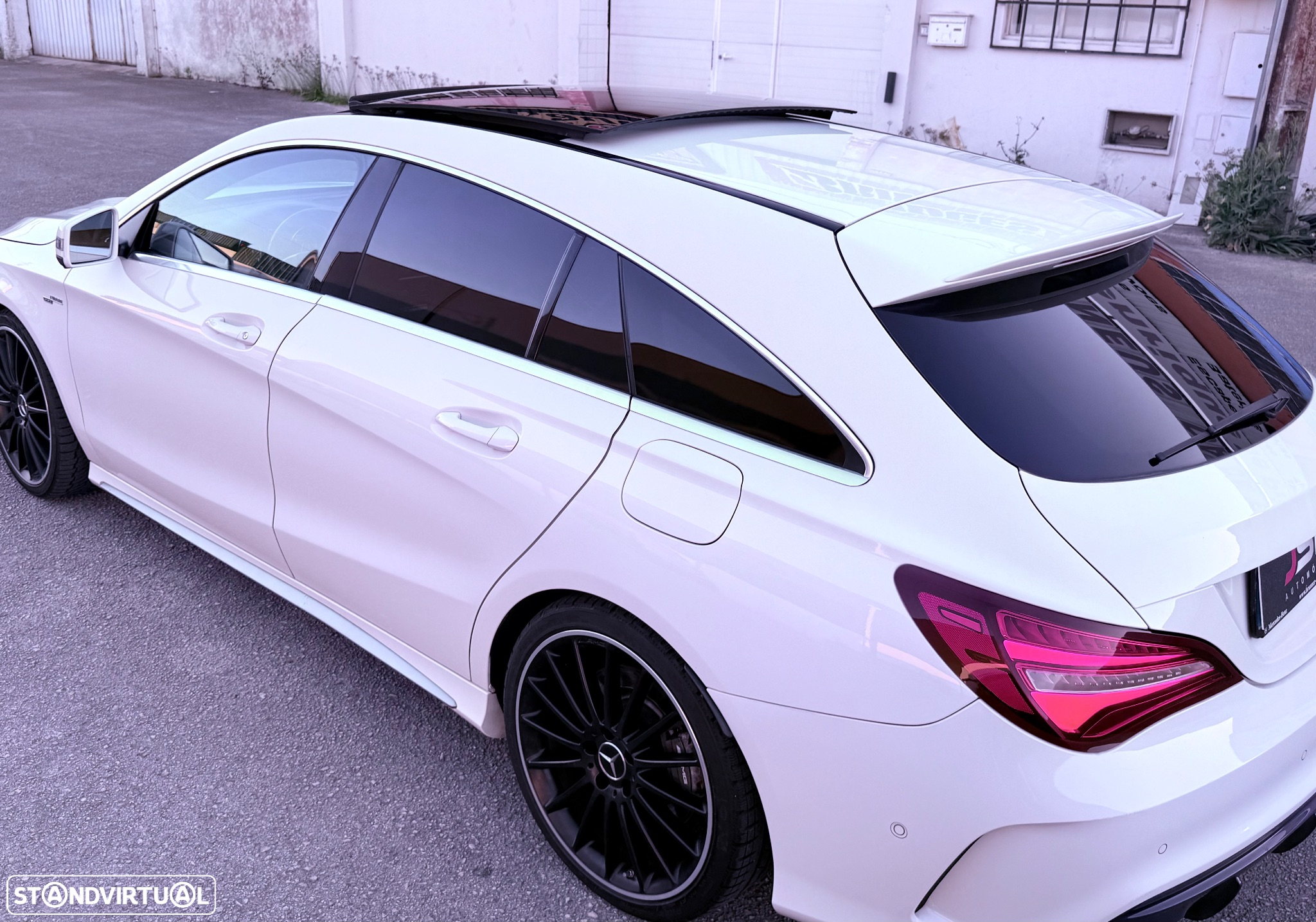 Mercedes-Benz CLA 45 AMG 4Matic Shooting Brake Speedshift 7G-DCT Night Edition - 2