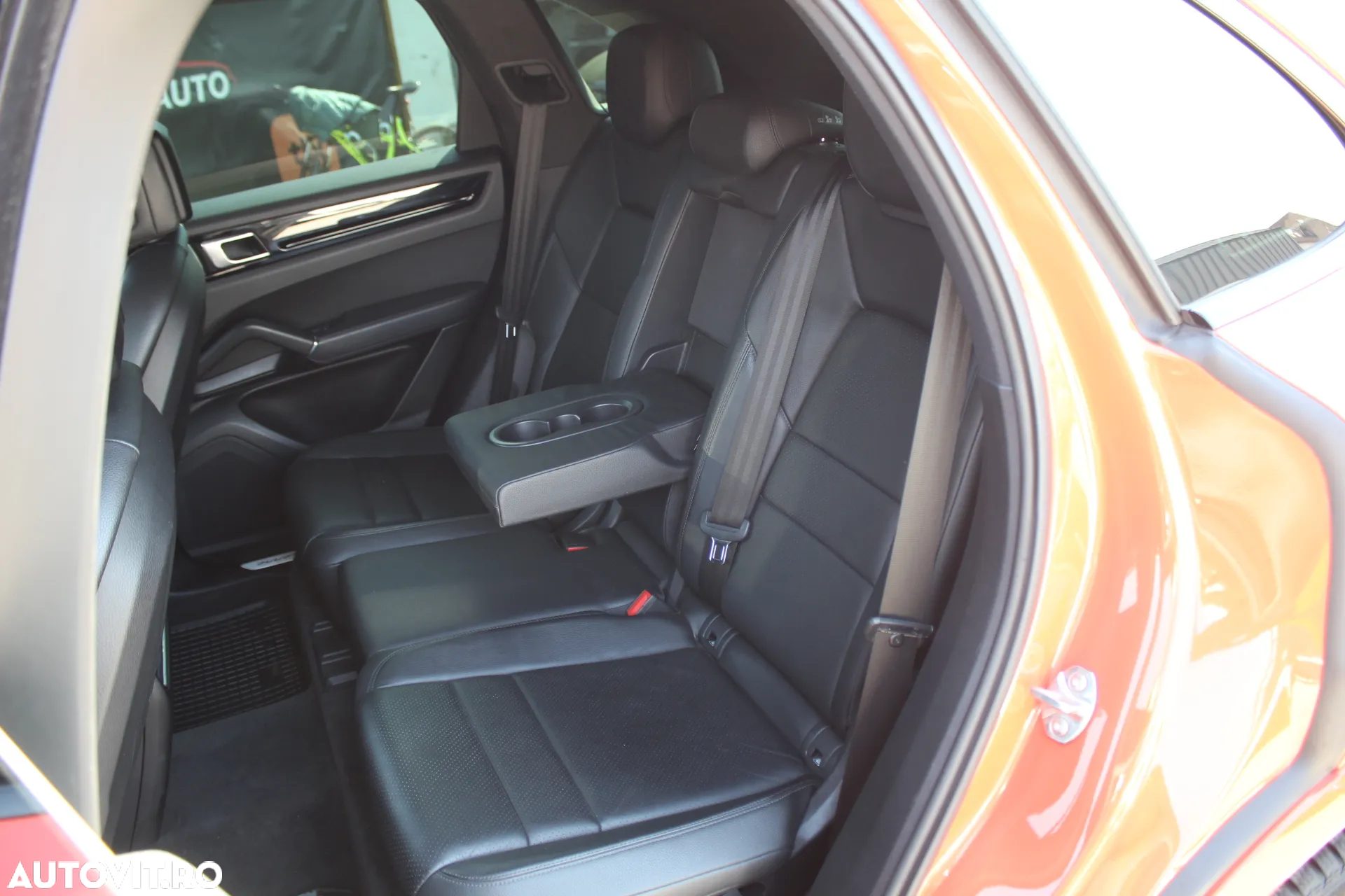 Porsche Cayenne S - 14