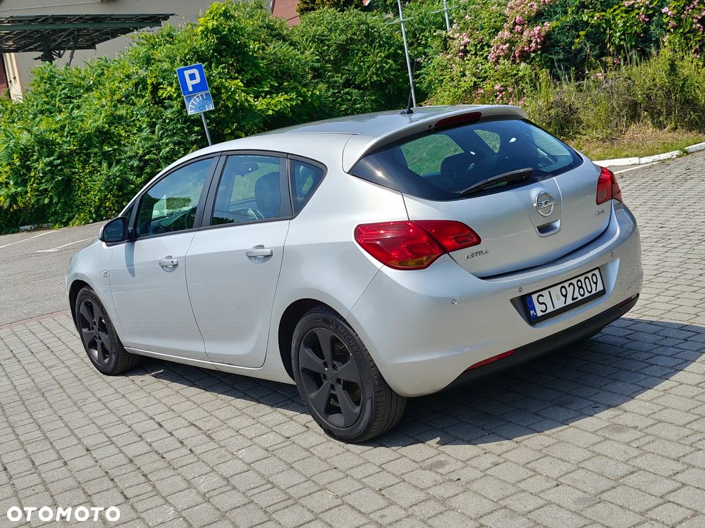 Opel Astra 1.7 CDTI Cosmo - 15