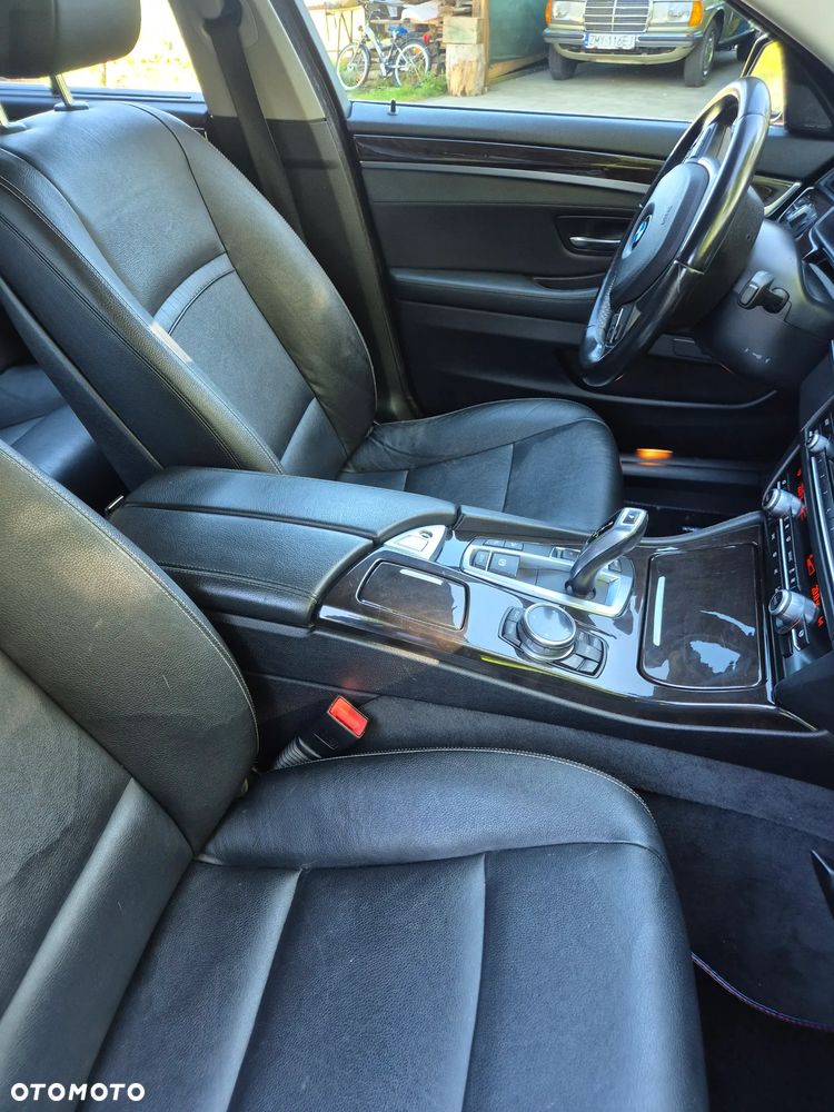 BMW Seria 5 535i - 8