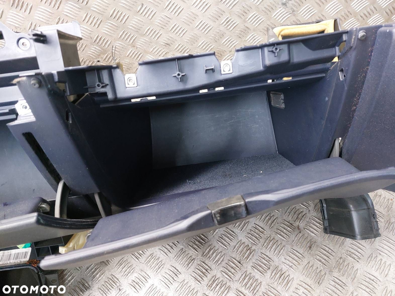 DÓŁ DESKI KOKPITU KONSOLA NAWIEWU RENAULT ESPACE IV 8200168623 - 5
